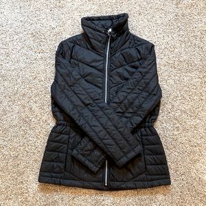 Guess Women’s black lightweight puffer jacket. Size M.